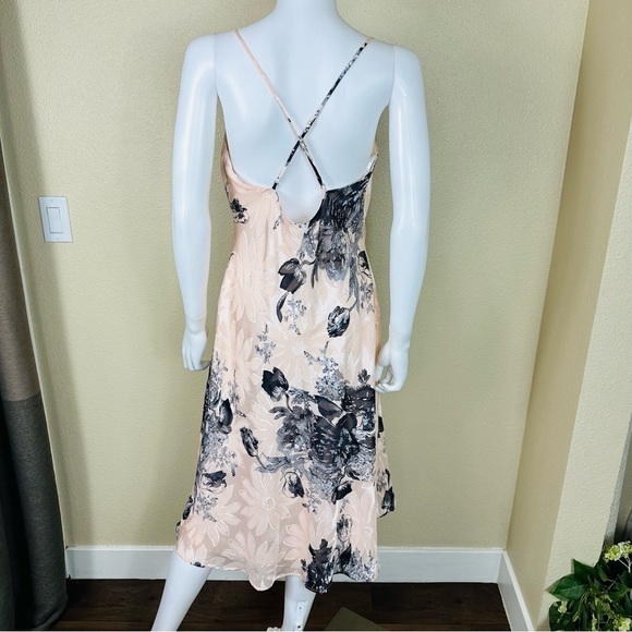 Lulus x ASTR the Label Dress Medium Lynette Blush Floral Print Midi Slip NWT - Picture 9 of 17